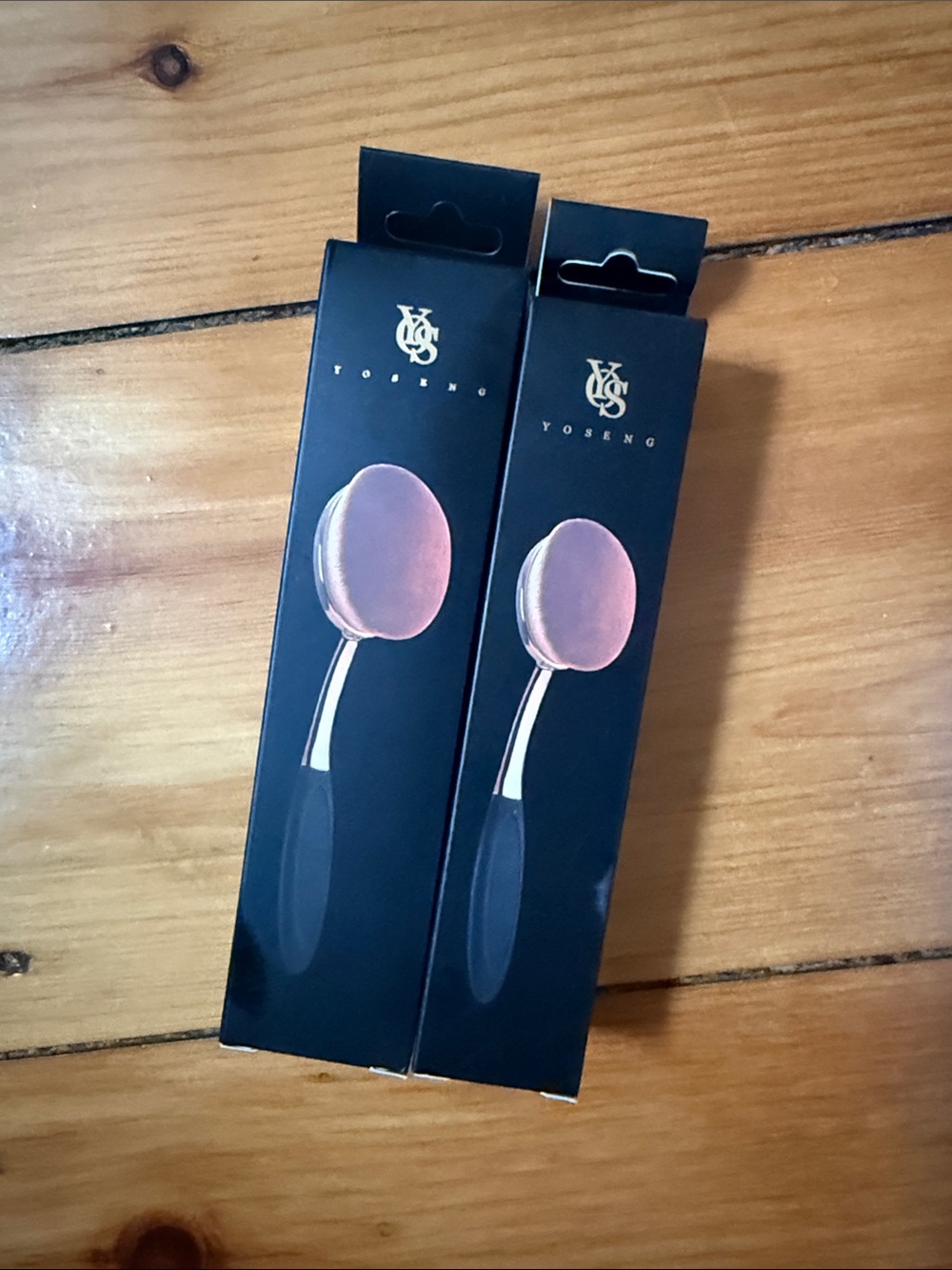 Oval Makeup Brush - Pink